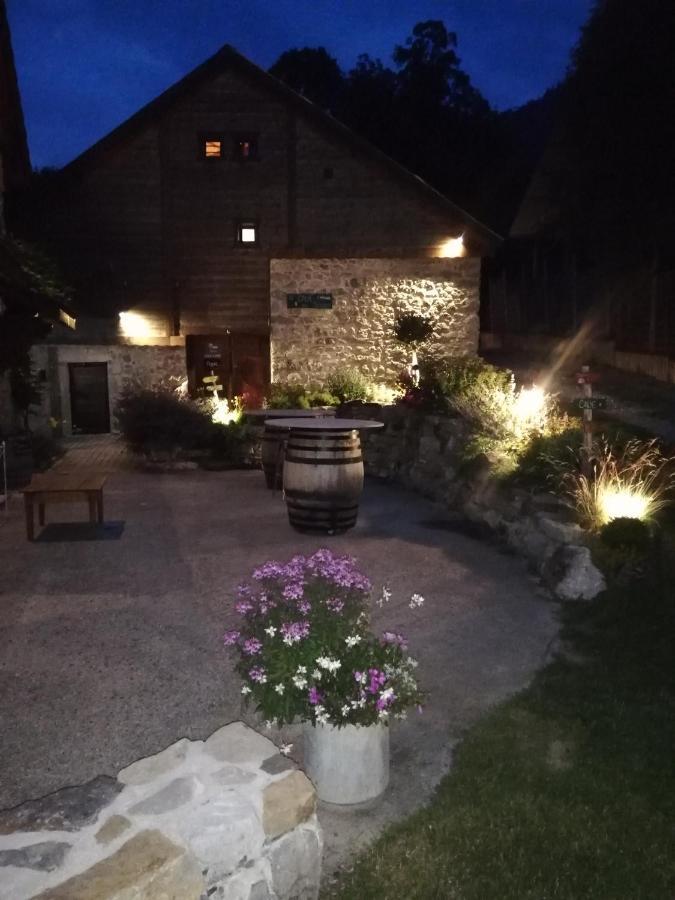 Bed and Breakfast Un R De Memises Толлон Экстерьер фото
